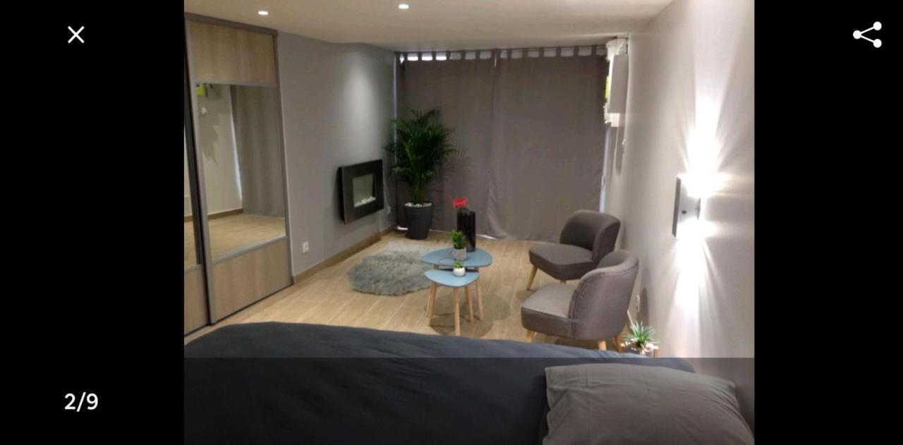 Le Menhir Jacuzzi Lit 200x200 Le Cendre